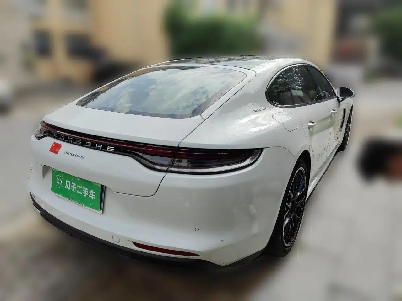 Porsche Panamera 2022 Panamera Executive Long Wheelbase Platinum Edition 2.9T — миниатюра 6