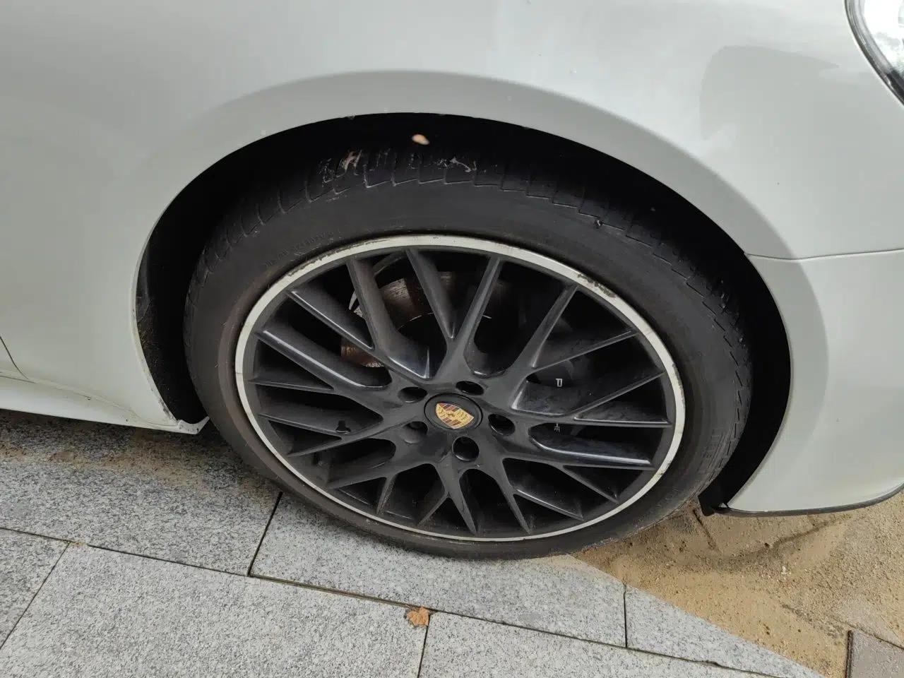 Porsche Panamera 2022 Panamera Executive Long Wheelbase Platinum Edition 2.9T — миниатюра 8