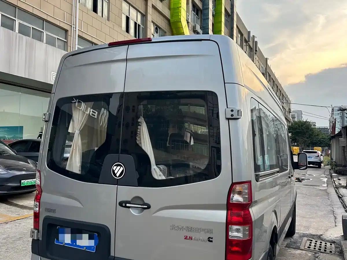2024 Nissan Tuano, a multi-functional car with a Cummins 2.8T manual transmission, long wheelbase, mid-roof, single rear tire, and 5/6/7/9 seats. — миниатюра 10