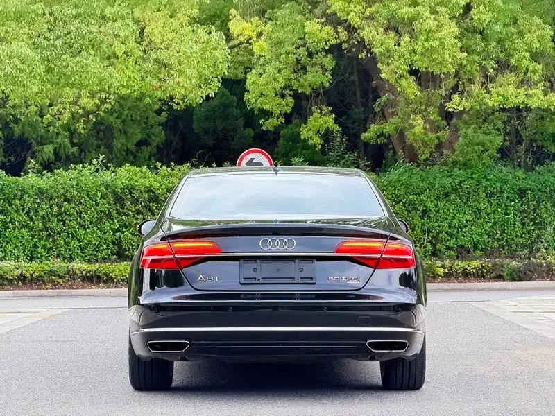 2017 Audi A8 A8L 45 TFSI quattro Luxury — миниатюра 5
