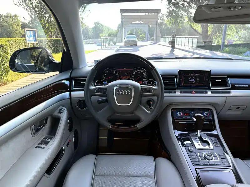 Audi A8 2010 4.2FSI Quattro Limited Edition — миниатюра 17