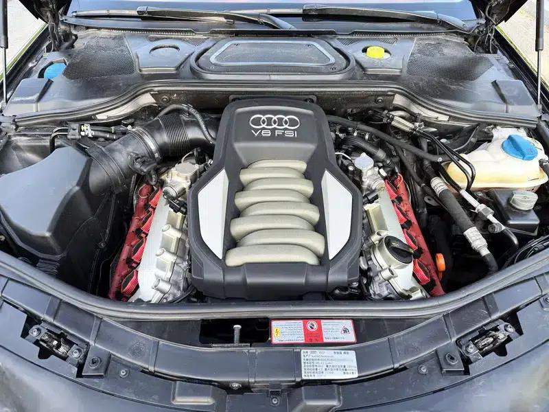 Audi A8 2010 4.2FSI Quattro Limited Edition — миниатюра 5