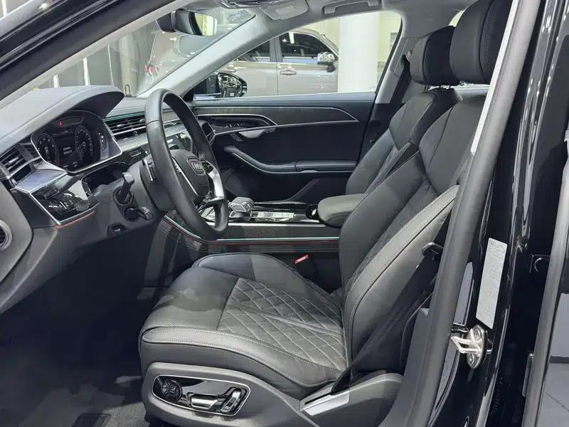2024 Audi A8 A8L 50 TFSI quattro Premium Edition — миниатюра 12