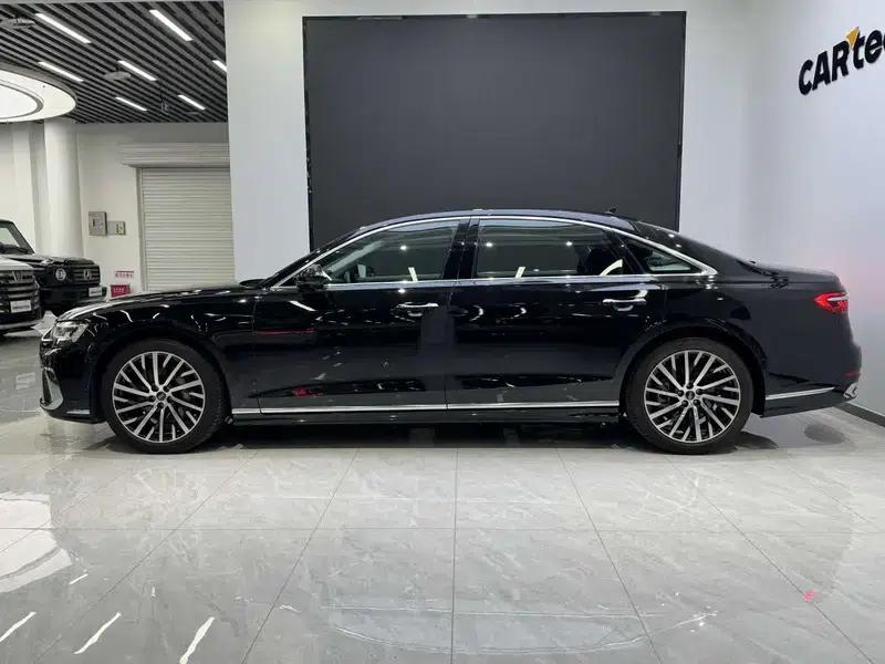 2024 Audi A8 A8L 50 TFSI quattro Premium Edition — миниатюра 3