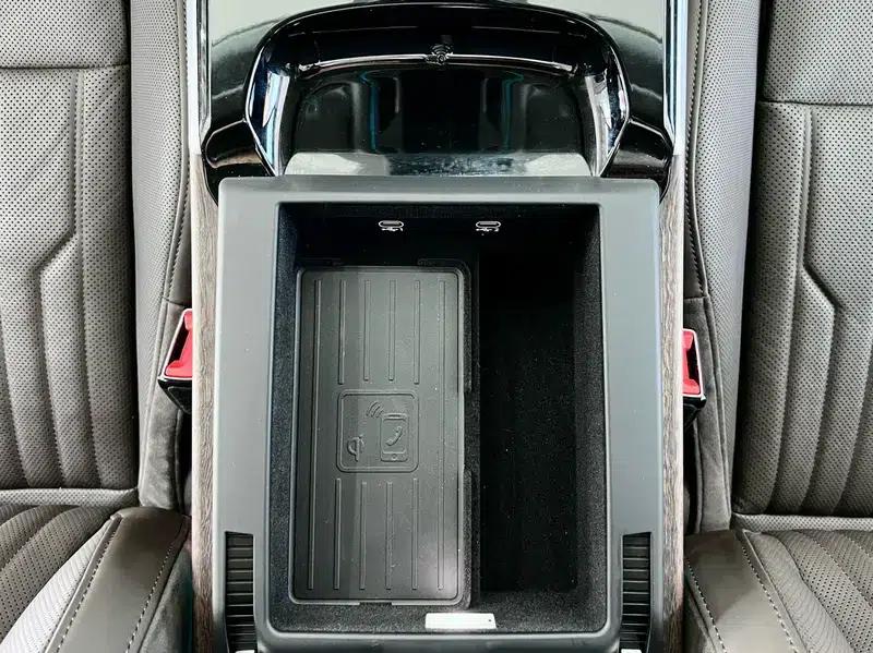 2021 Audi A8 A8L 55 TFSI quattro Premium — миниатюра 11