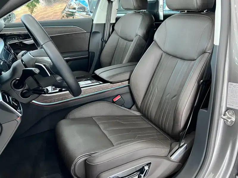 2021 Audi A8 A8L 55 TFSI quattro Premium — миниатюра 24