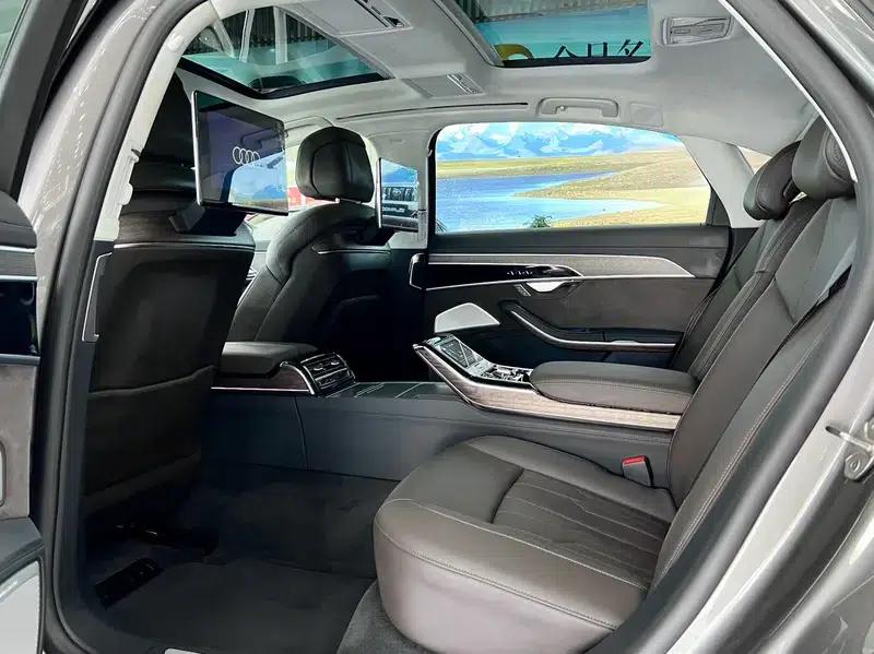 2021 Audi A8 A8L 55 TFSI quattro Premium — миниатюра 26