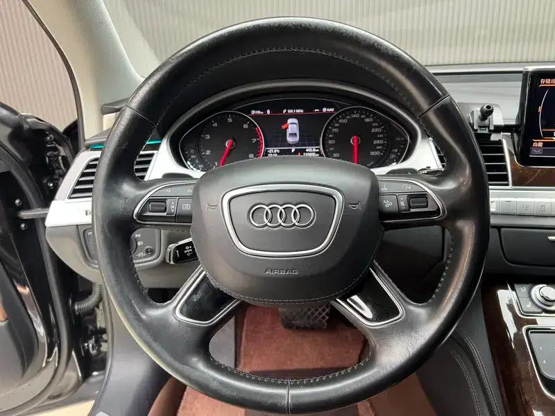 2017 Audi A8 A8L 45 TFSI quattro Luxury — миниатюра 14