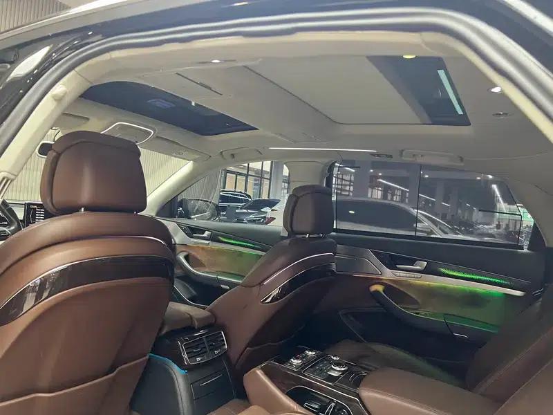 2017 Audi A8 A8L 45 TFSI quattro Luxury — миниатюра 22