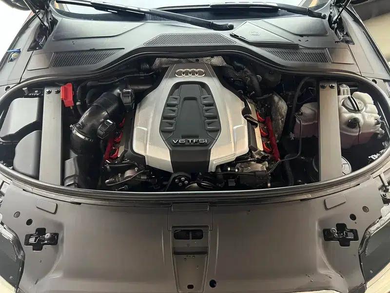2017 Audi A8 A8L 45 TFSI quattro Luxury — миниатюра 6