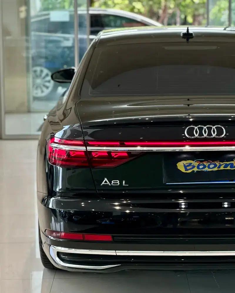 2023 Audi A8 A8L 50 TFSI quattro Premium Edition — миниатюра 12