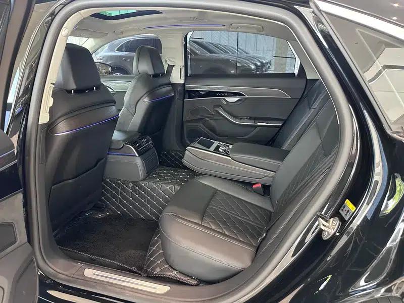 2023 Audi A8 A8L 50 TFSI quattro Premium Edition — миниатюра 15