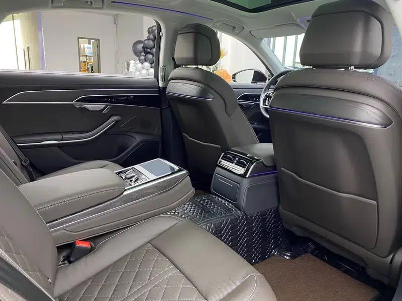2023 Audi A8 A8L 50 TFSI quattro Premium Edition — миниатюра 8