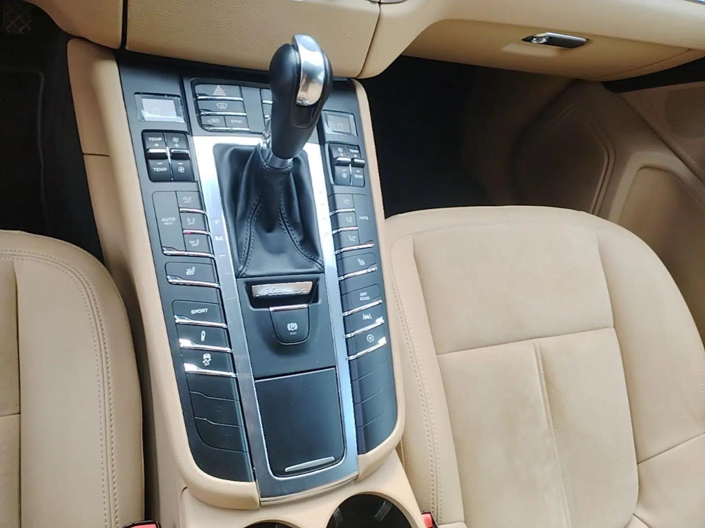 Porsche Macan 2017 Macan 2.0T — миниатюра 16