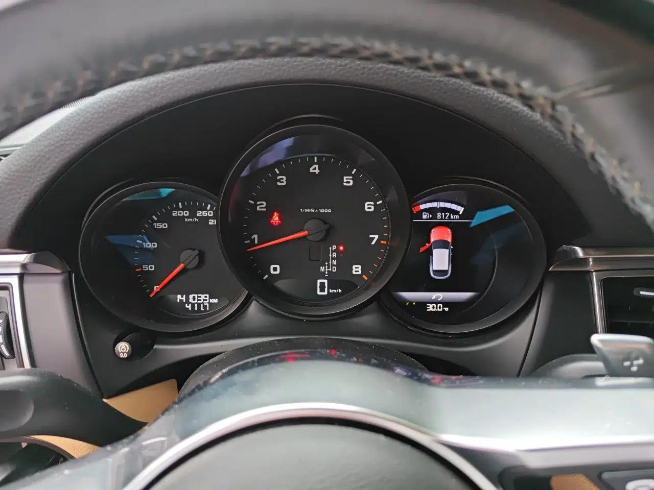 Porsche Macan 2017 Macan 2.0T — миниатюра 11