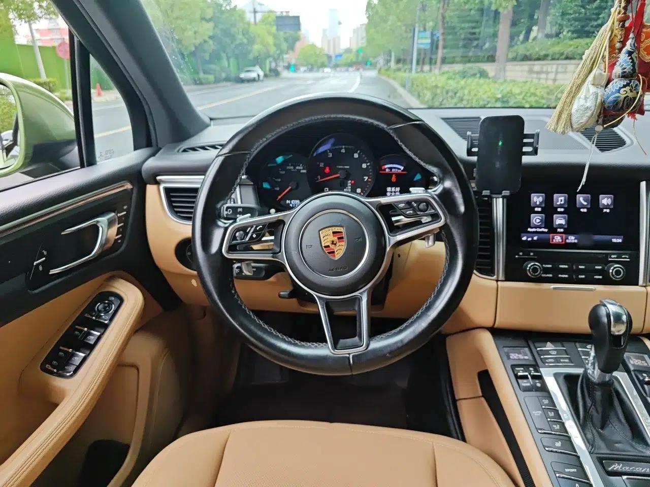 Porsche Macan 2017 Macan 2.0T — миниатюра 10