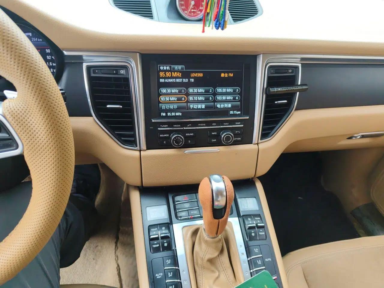 Porsche Macan 2014 Macan 2.0T — миниатюра 13