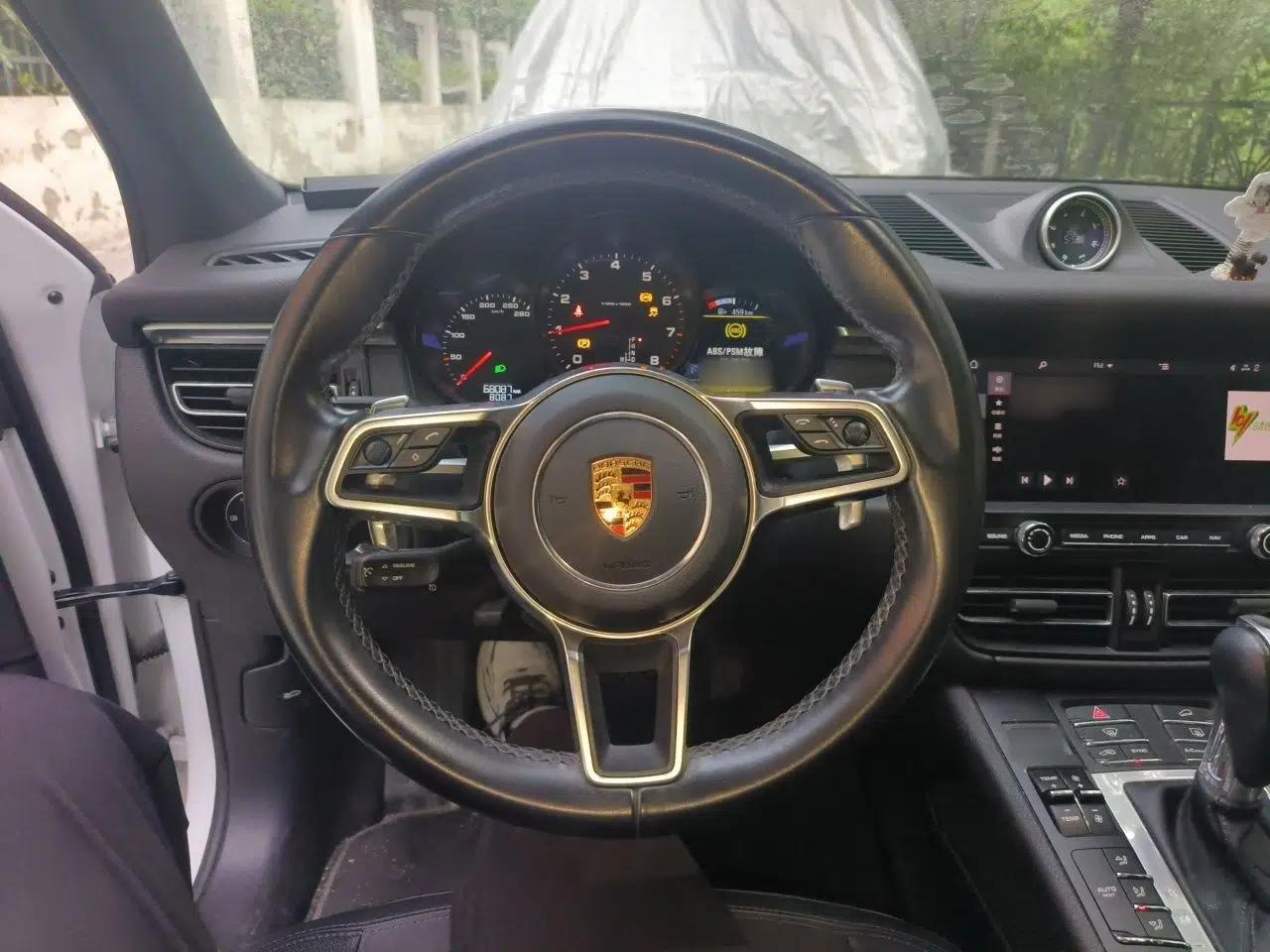 Porsche Macan 2018 Macan 2.0T — миниатюра 10