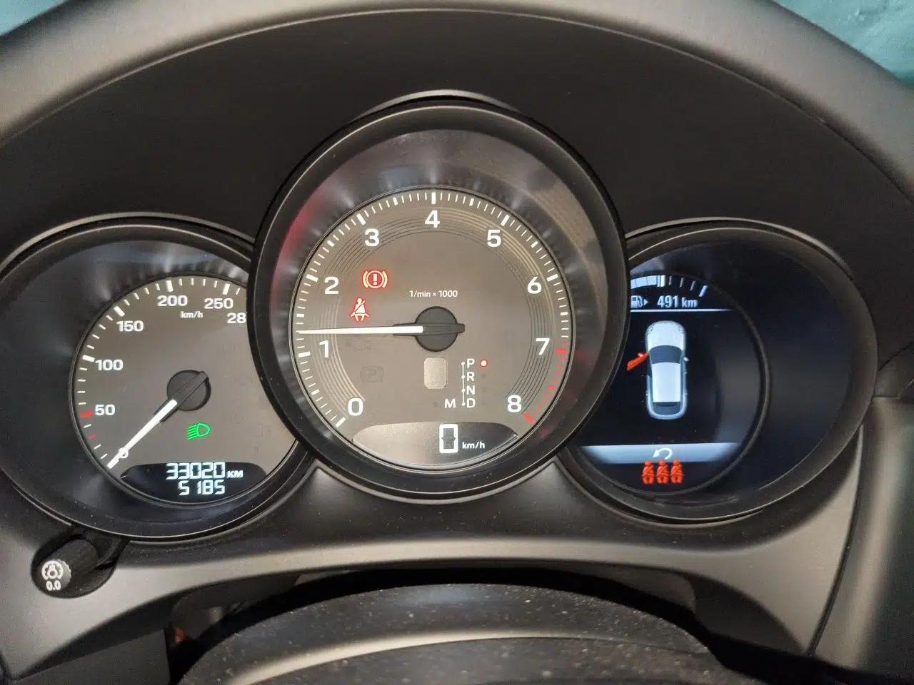 Porsche Macan 2022 Macan 2.0T — миниатюра 11
