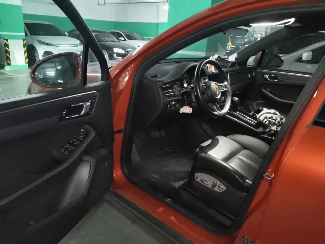 Porsche Macan 2022 Macan 2.0T — миниатюра 16