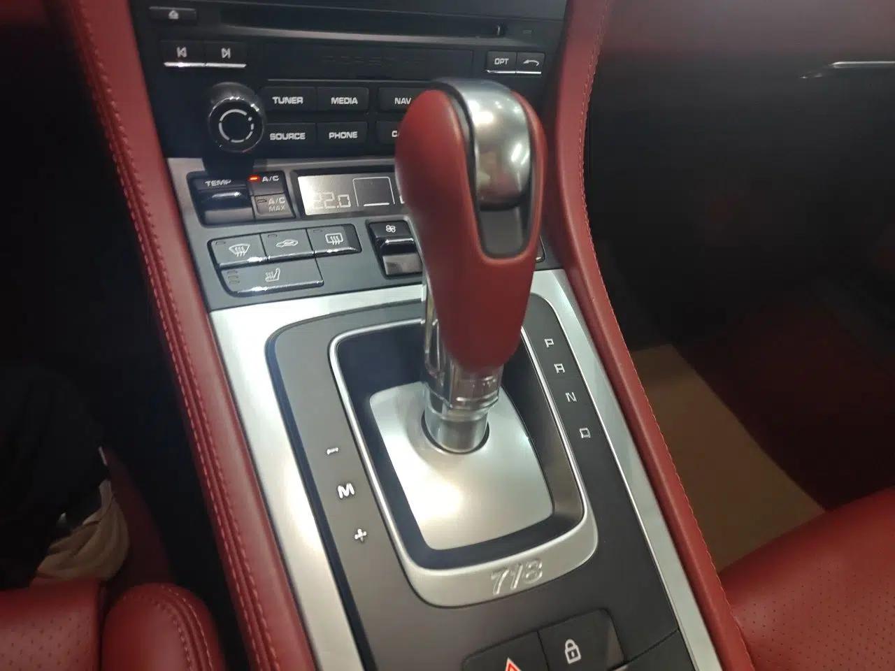 Porsche 718 2022 Boxster 2.0T — миниатюра 14