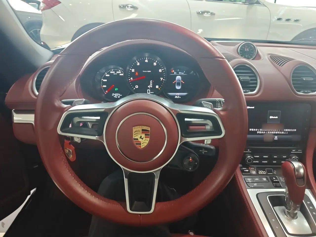 Porsche 718 2022 Boxster 2.0T — миниатюра 10