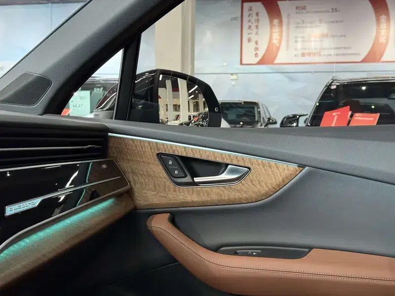 Audi Q7 2024 55 TFSI quattro S line Ice Sport Edition — миниатюра 14