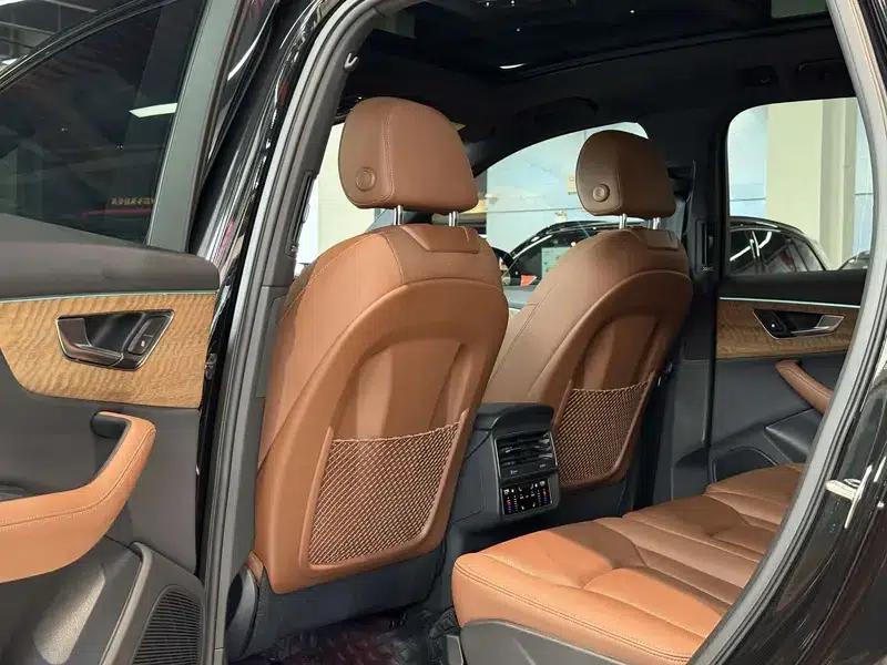 Audi Q7 2024 55 TFSI quattro S line Ice Sport Edition — миниатюра 26
