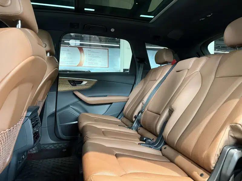 Audi Q7 2024 55 TFSI quattro S line Ice Sport Edition — миниатюра 27