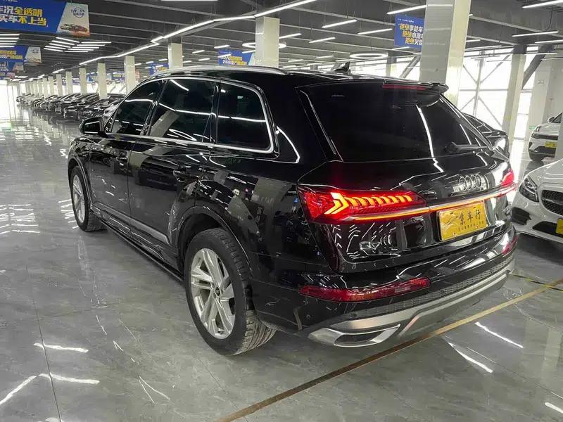 Audi Q7 2021 45 TFSI quattro S line Sport — миниатюра 4
