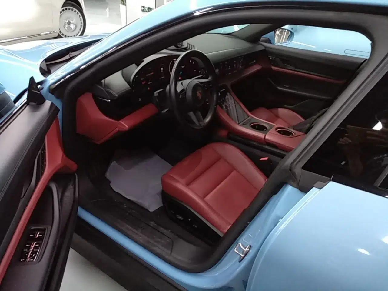Porsche Taycan 2020 Taycan — миниатюра 23