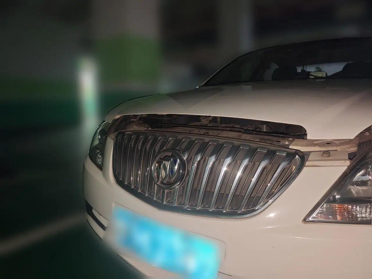 Buick Excelle 2015 1.5L Manual Luxury Model — миниатюра 2
