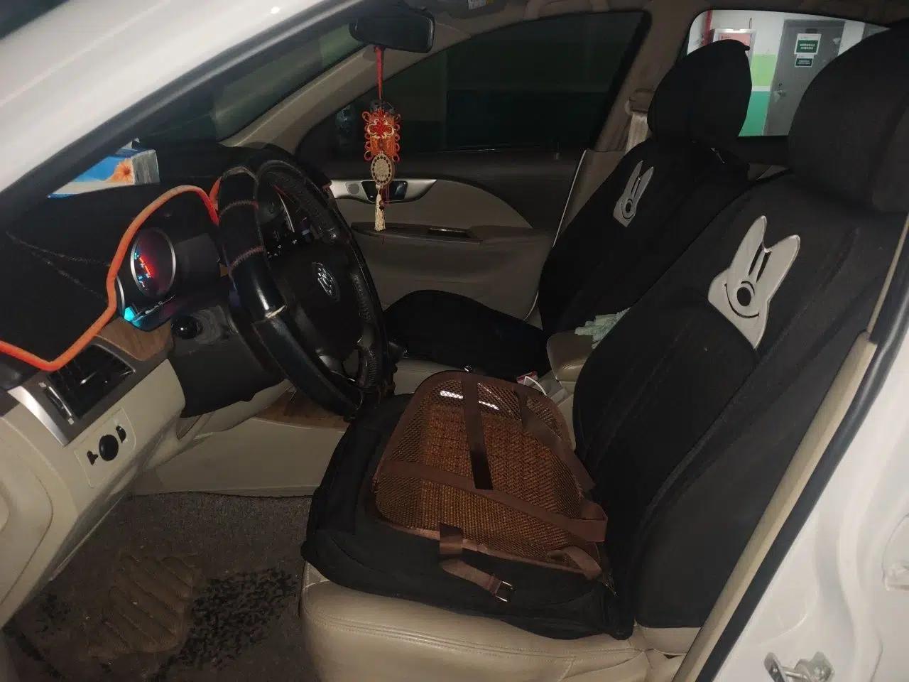 Buick Excelle 2015 1.5L Manual Luxury Model — миниатюра 15