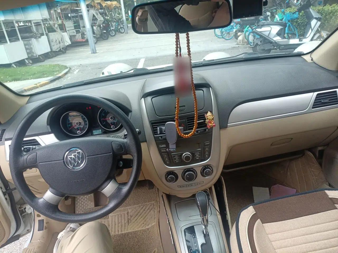 Buick Excelle 2013 1.5L Automatic Classic Model — миниатюра 9
