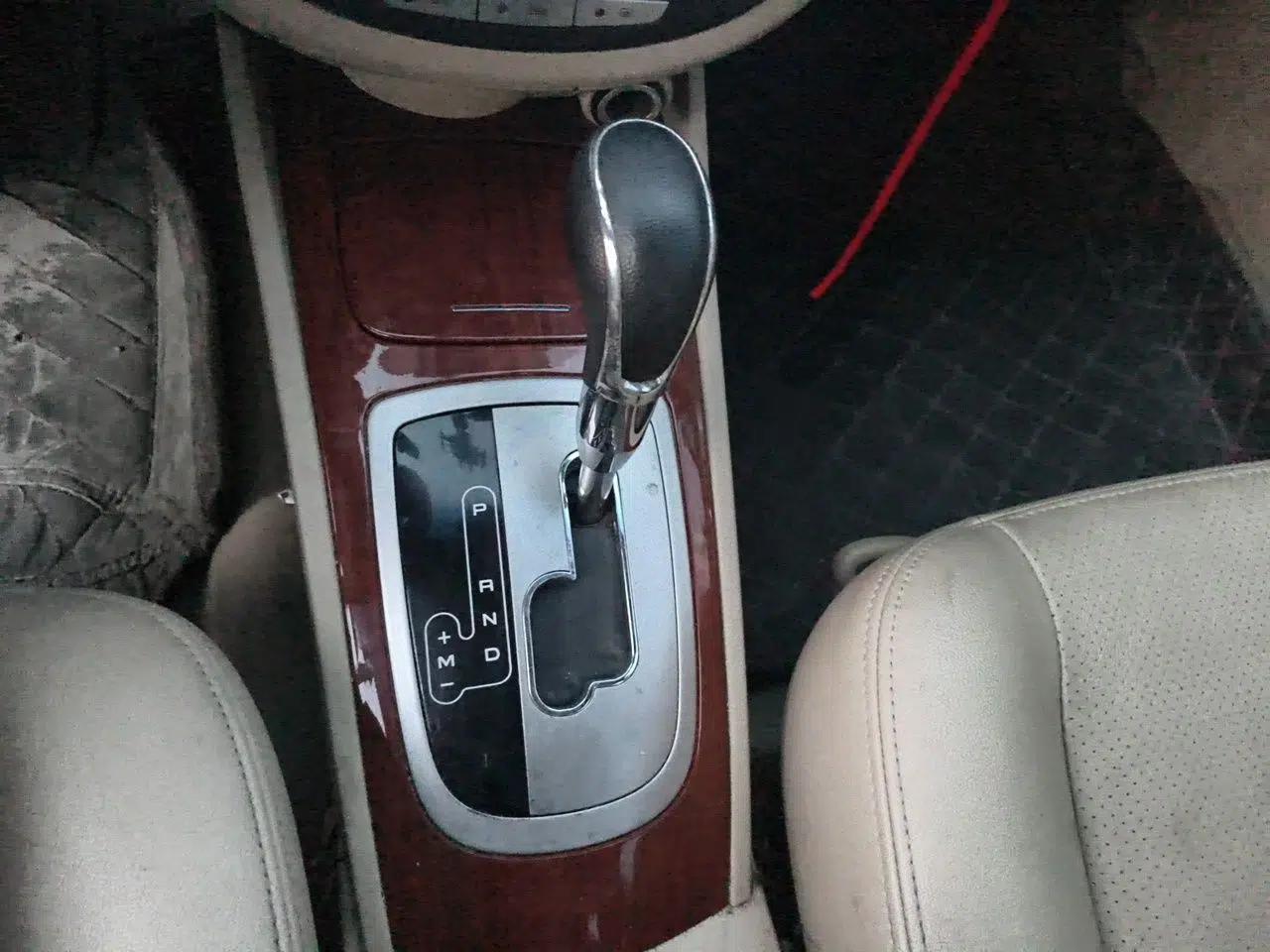 Buick Excelle 2013 1.5L Automatic Luxury Model — миниатюра 13