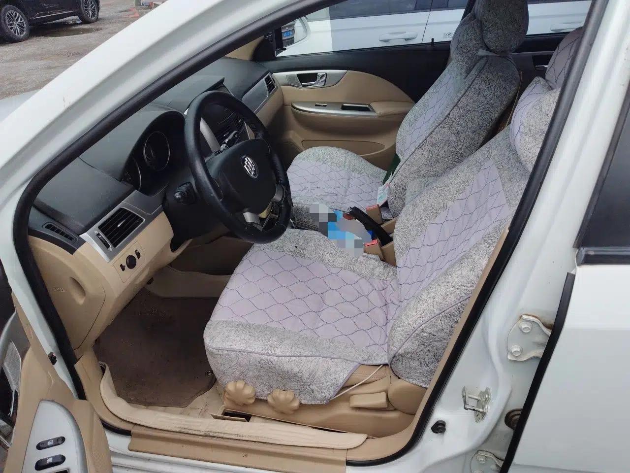 Buick Excelle 2013 1.5L Automatic Classic Model — миниатюра 15