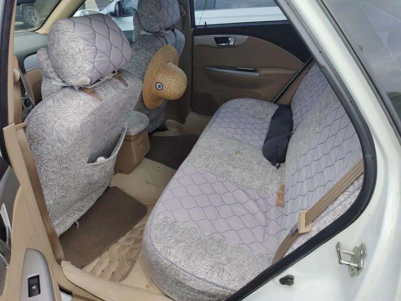 Buick Excelle 2013 1.5L Automatic Classic Model — миниатюра 17