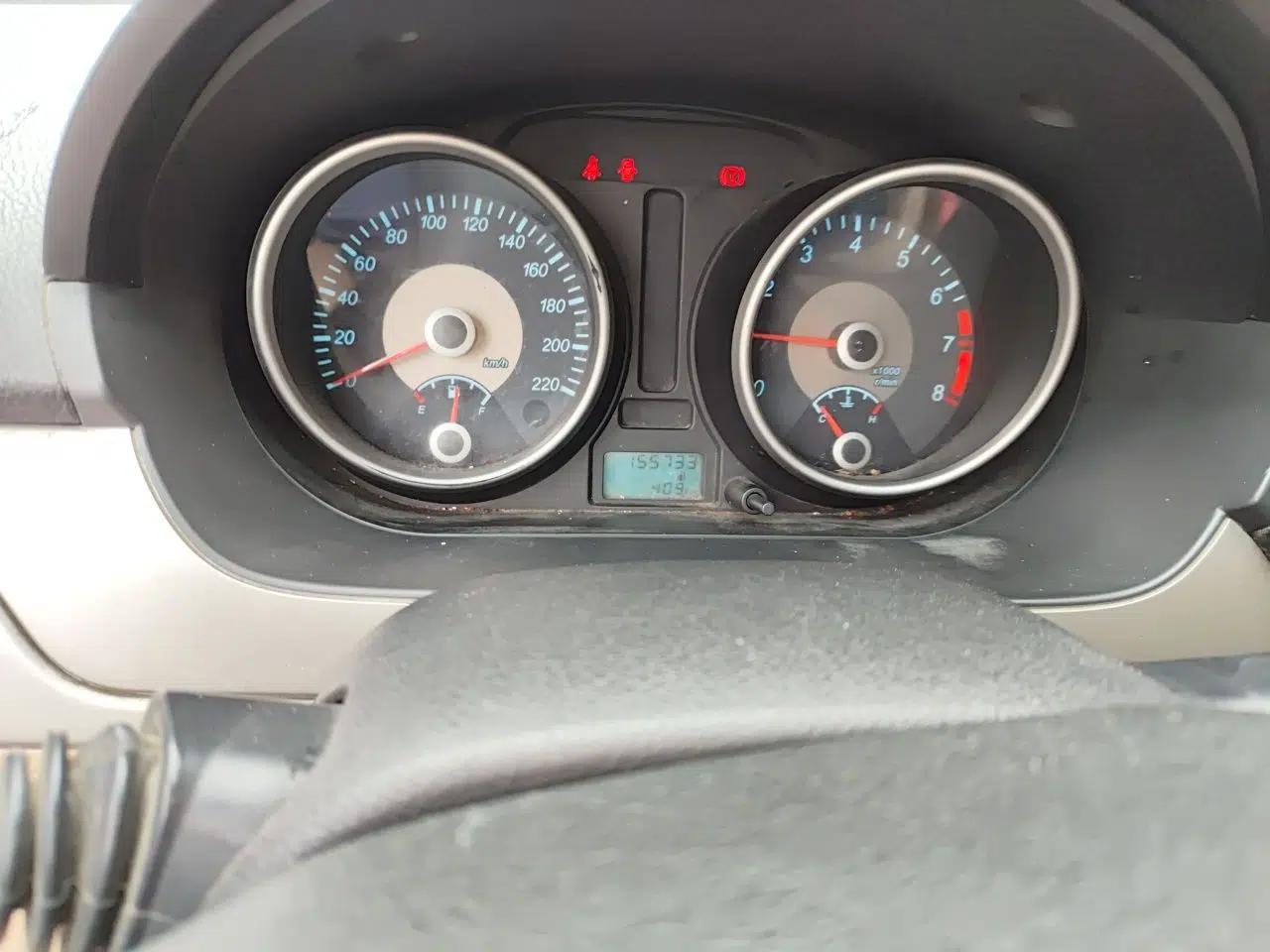 Buick Excelle 2013 1.5L Manual Classic Model — миниатюра 12