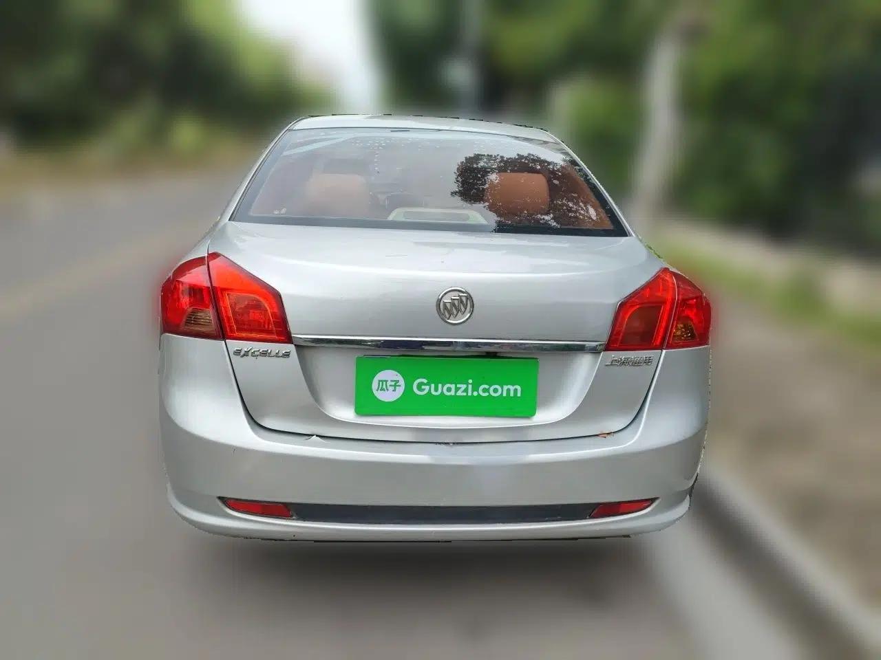 Buick Excelle 2013 1.5L Manual Classic Model — миниатюра 5