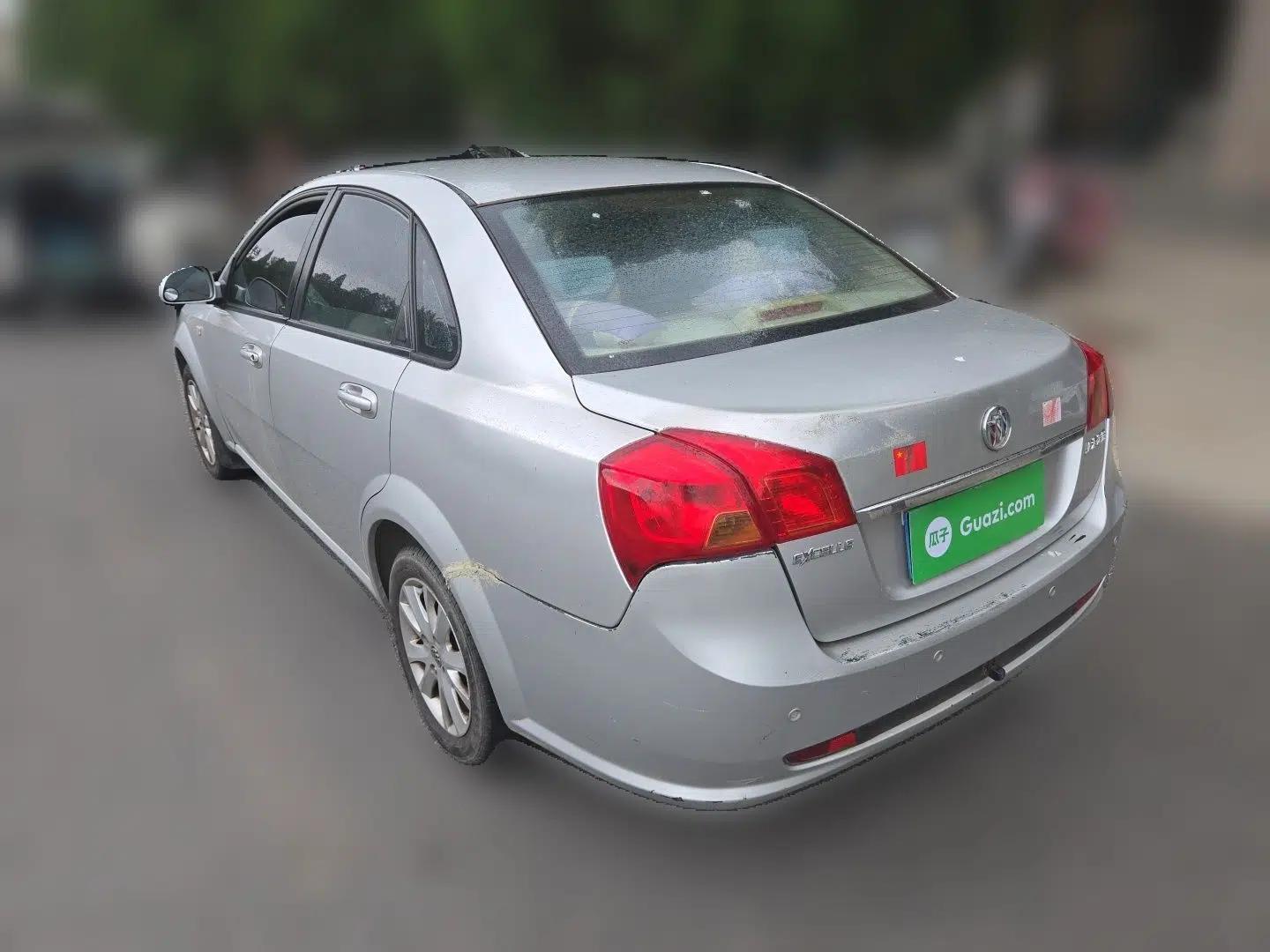 Buick Excelle 2013 1.5L Manual Luxury Model — миниатюра 4