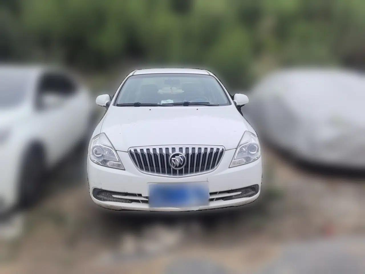 Buick Excelle 2015 1.5L Automatic Classic Model — миниатюра 2