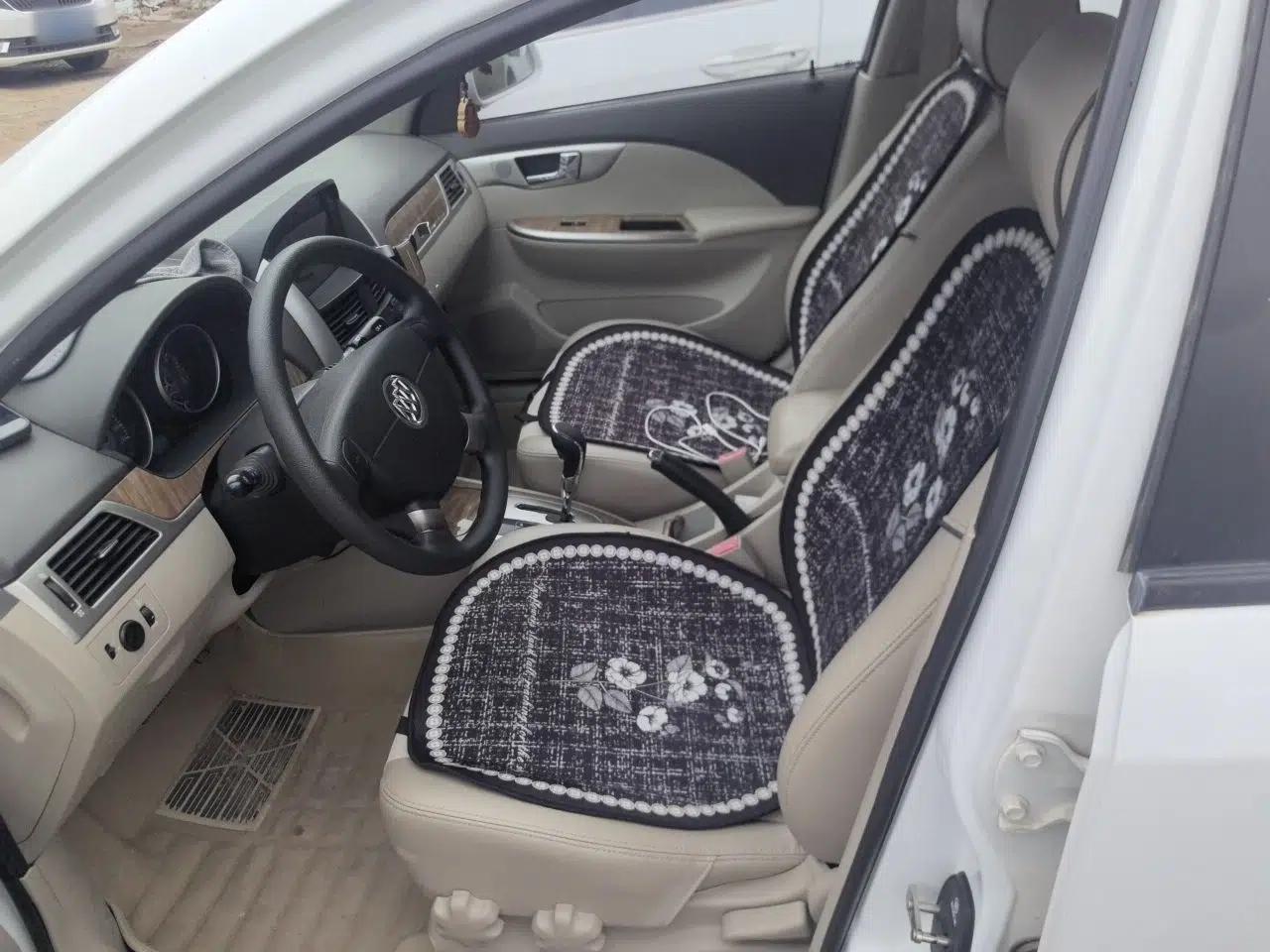 Buick Excelle 2015 1.5L Automatic Classic Model — миниатюра 15