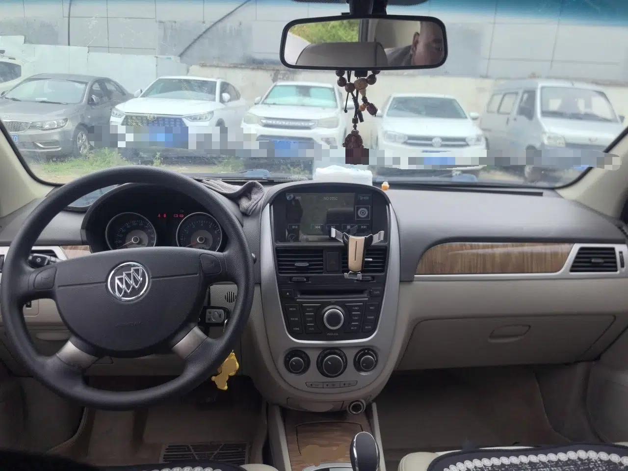 Buick Excelle 2015 1.5L Automatic Classic Model — миниатюра 9