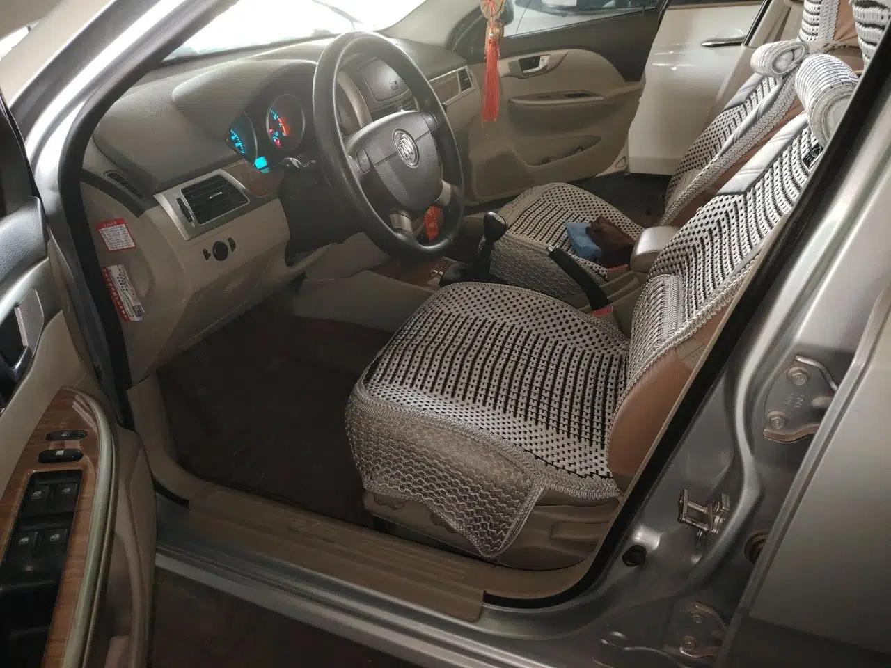 Buick Excelle 2015 1.5L Manual Classic Trim — миниатюра 16