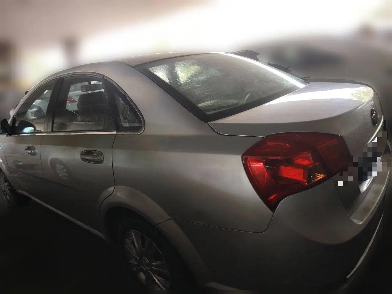 Buick Excelle 2015 1.5L Manual Classic Trim — миниатюра 4