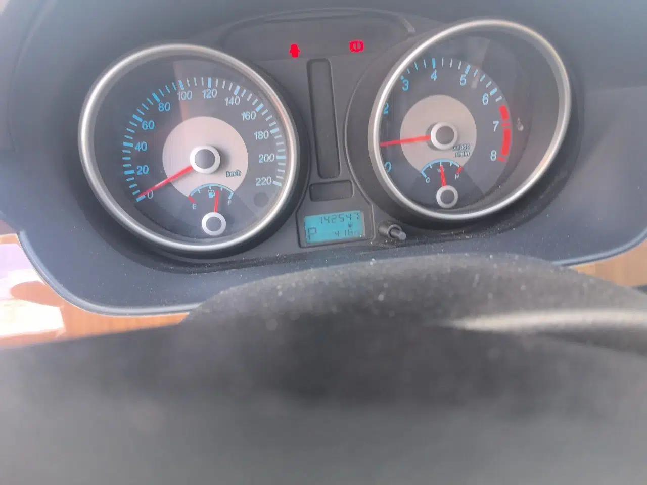 Buick Excelle 2015 1.5L Automatic Classic Model — миниатюра 12