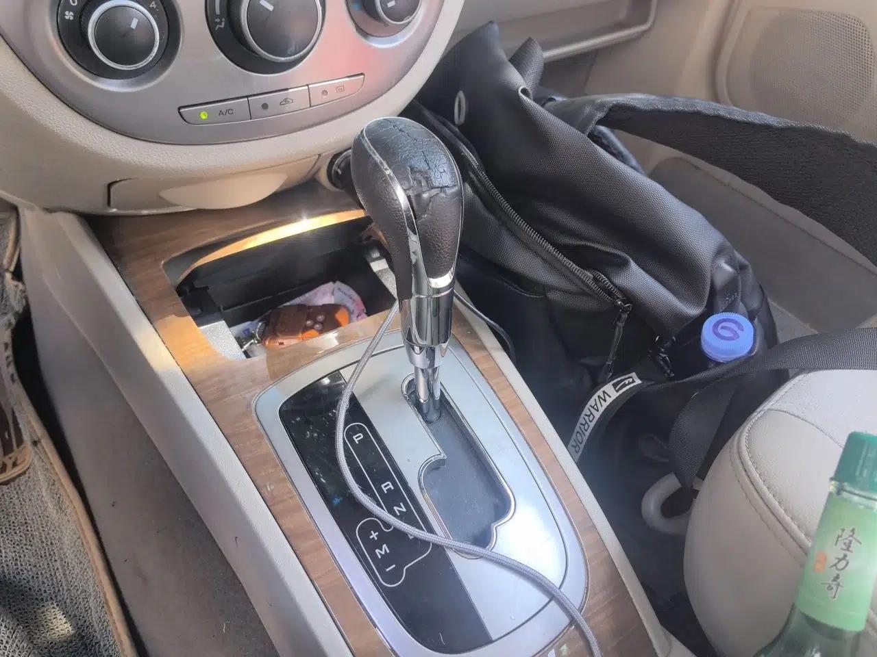 Buick Excelle 2015 1.5L Automatic Classic Model — миниатюра 14