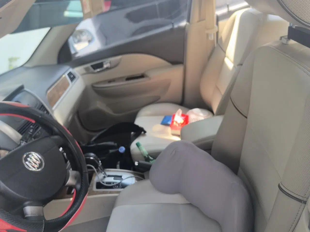 Buick Excelle 2015 1.5L Automatic Classic Model — миниатюра 15