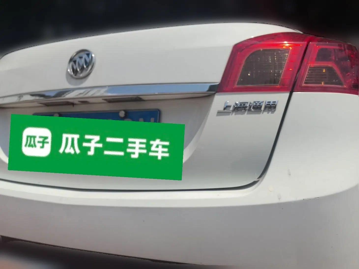 Buick Excelle 2015 1.5L Automatic Classic Model — миниатюра 5