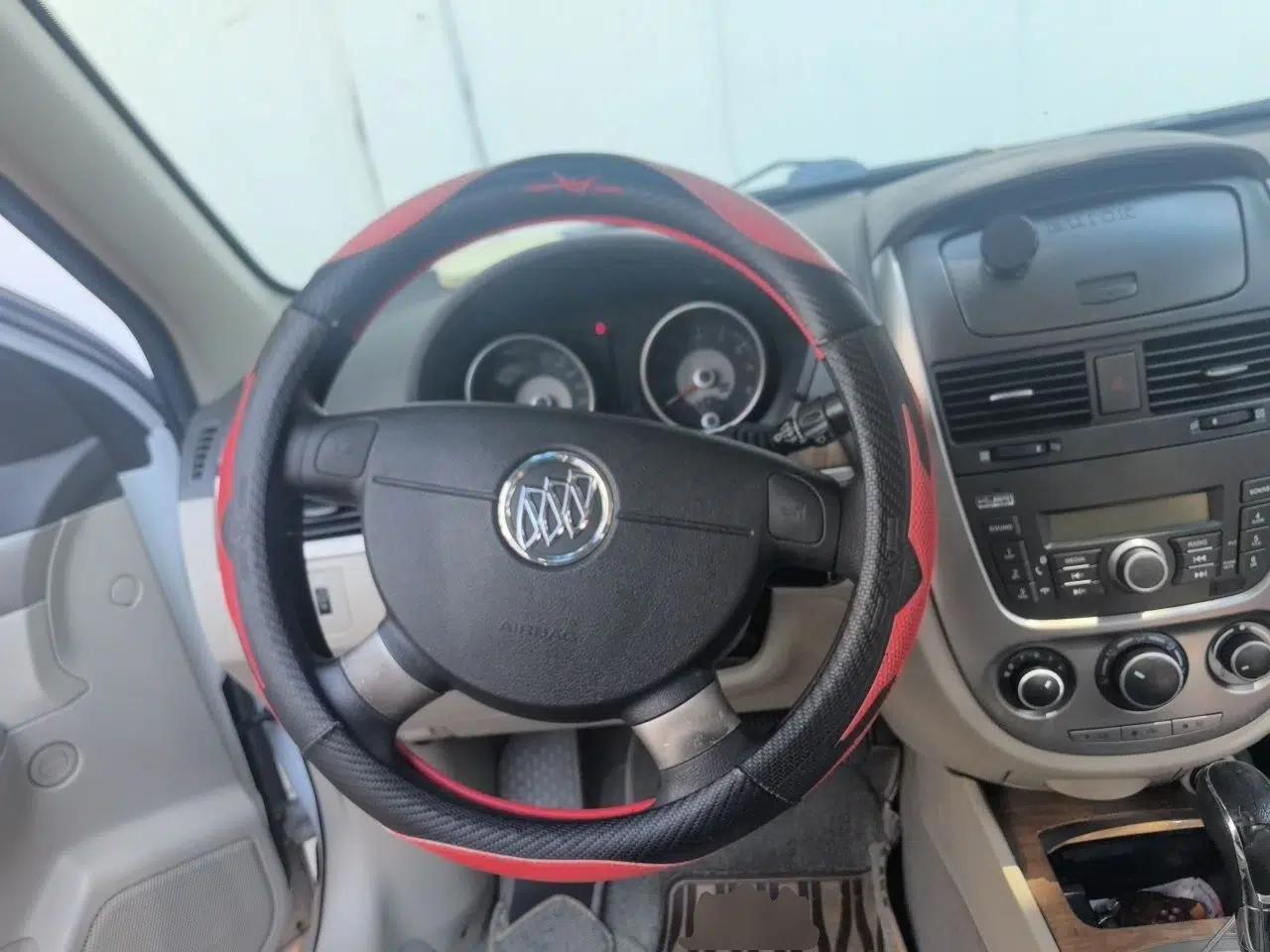 Buick Excelle 2015 1.5L Automatic Classic Model — миниатюра 10